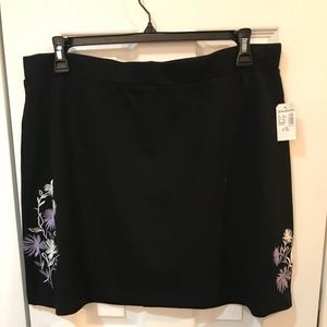 REDUCED: Roz and Ali no zipper skirt PXL